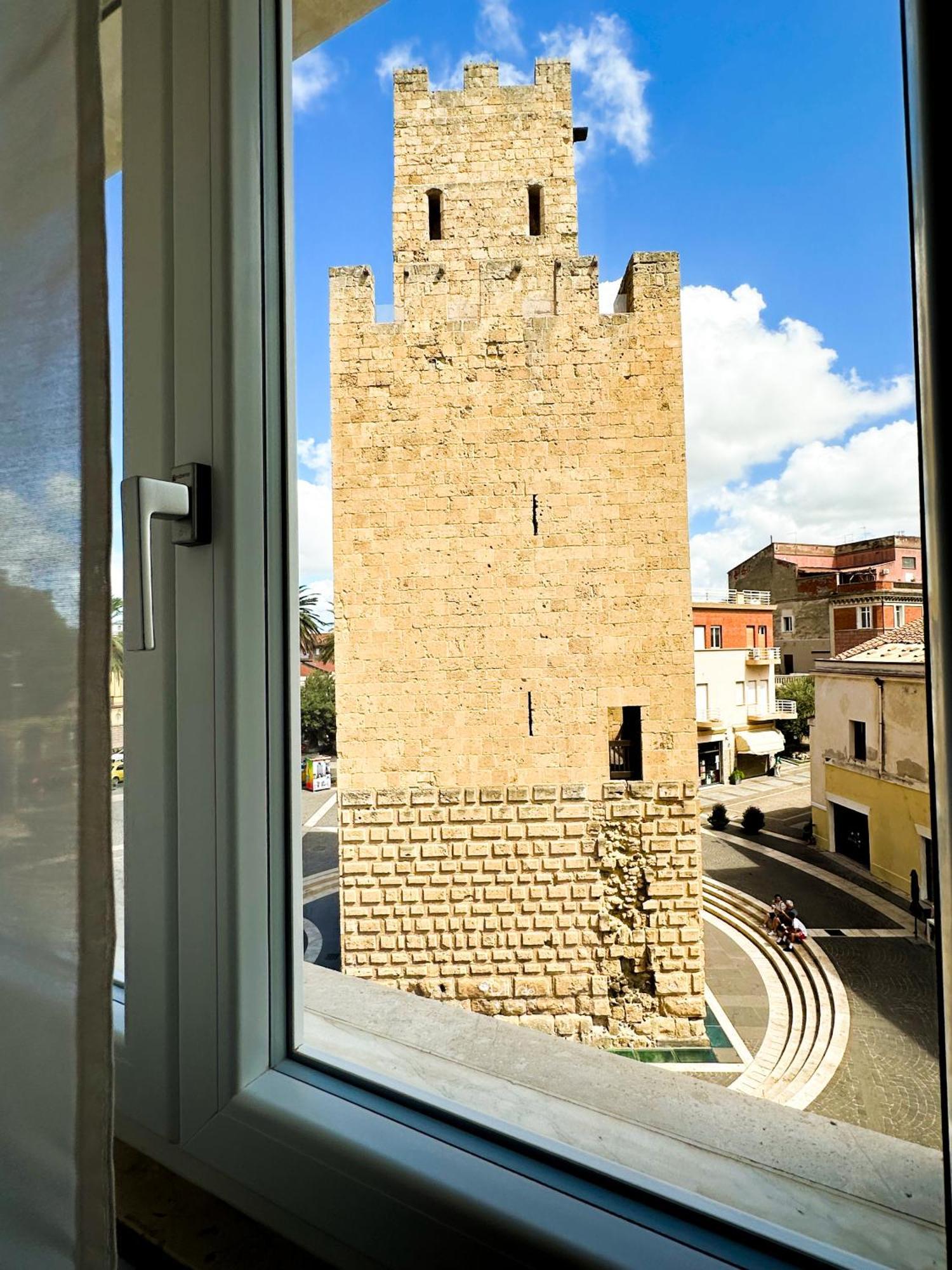 Hotel Mamas à Oristano Extérieur photo